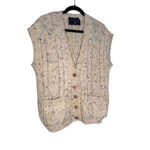 Tivoli Aran wool knit vest in cream Classic style